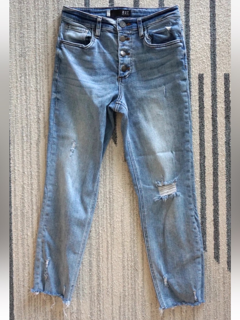 Kut From the Cloth Rachael Fab Ab High Rise Raw Hem Cropped Mom Jean Size 2